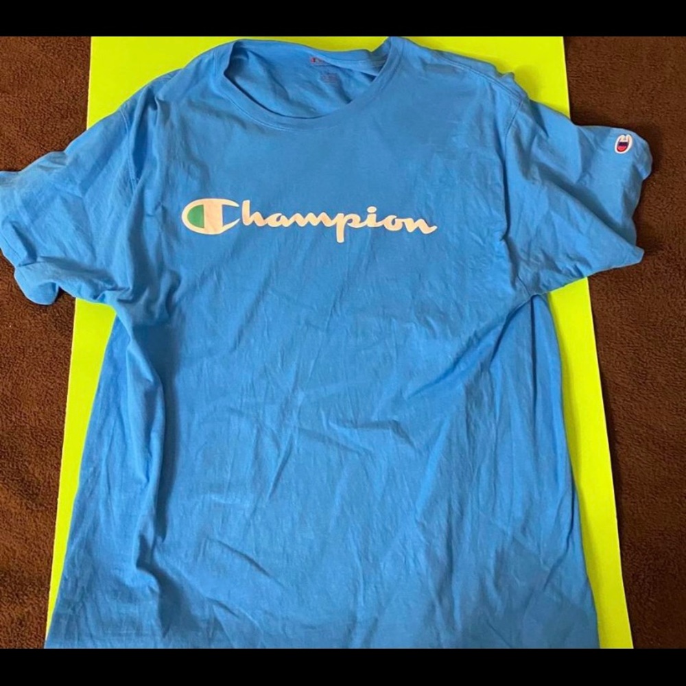 Men’s Champion Logo Blue Tee - Picture 3 of 4